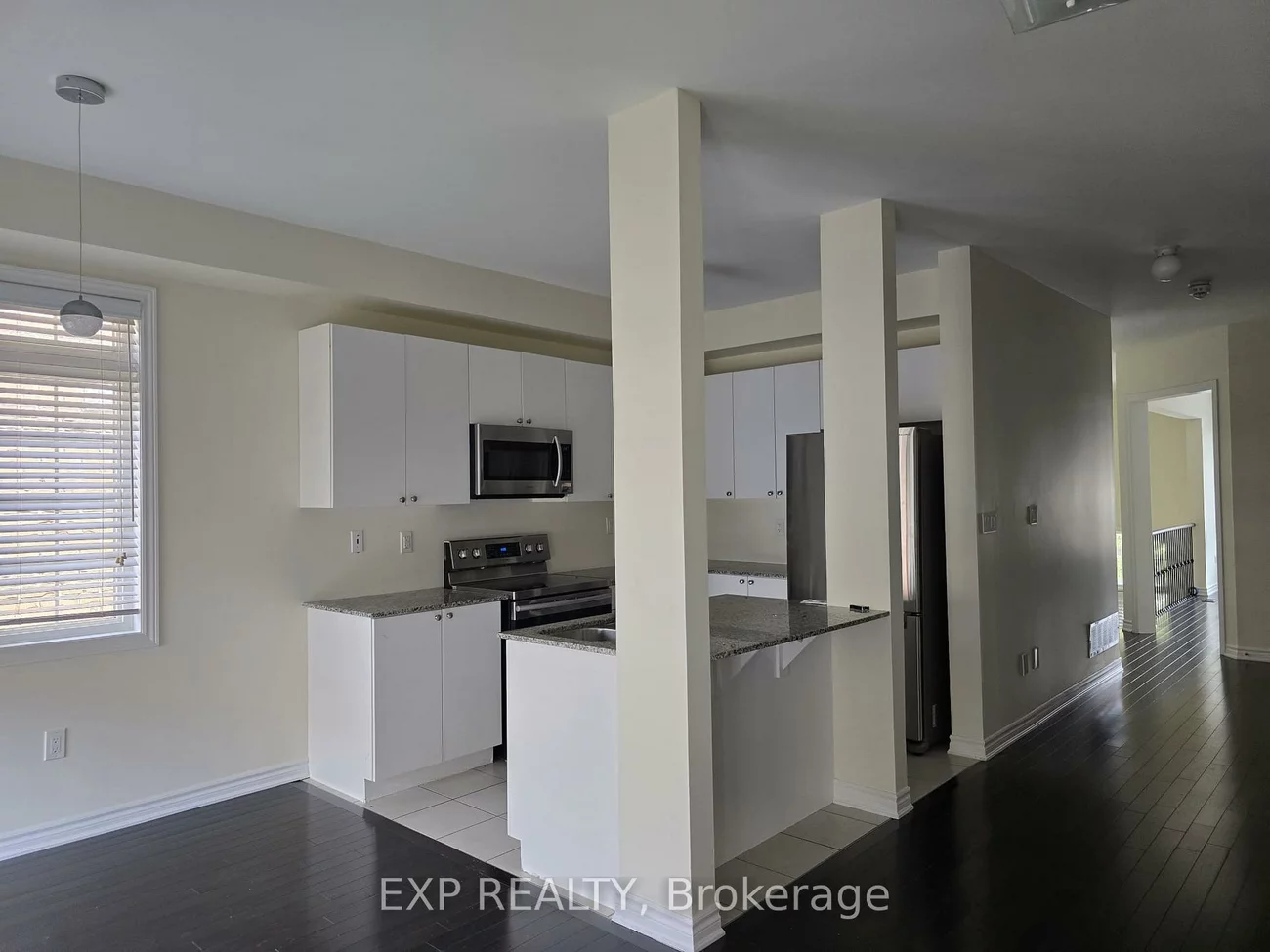 50, Farooq, Vellore Village, Vaughan