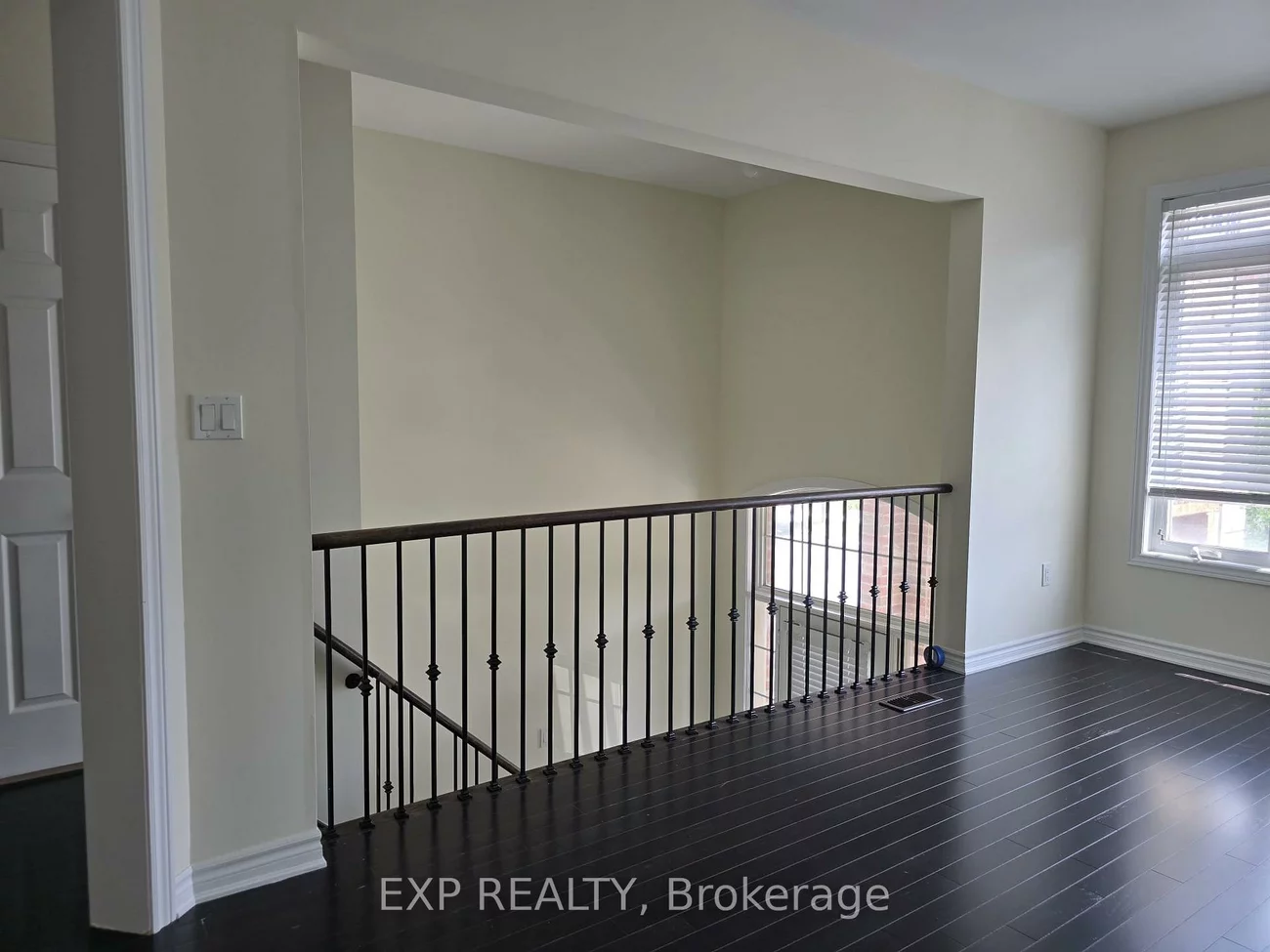 50, Farooq, Vellore Village, Vaughan