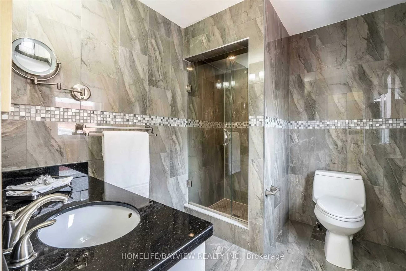 19, Fieldcrest, Islington Woods, Vaughan