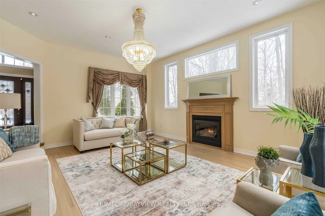 19, Fieldcrest, Islington Woods, Vaughan