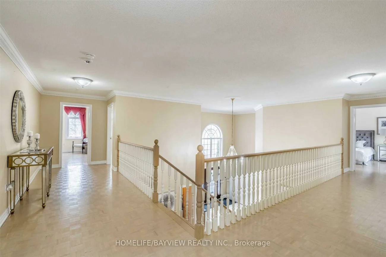 19, Fieldcrest, Islington Woods, Vaughan