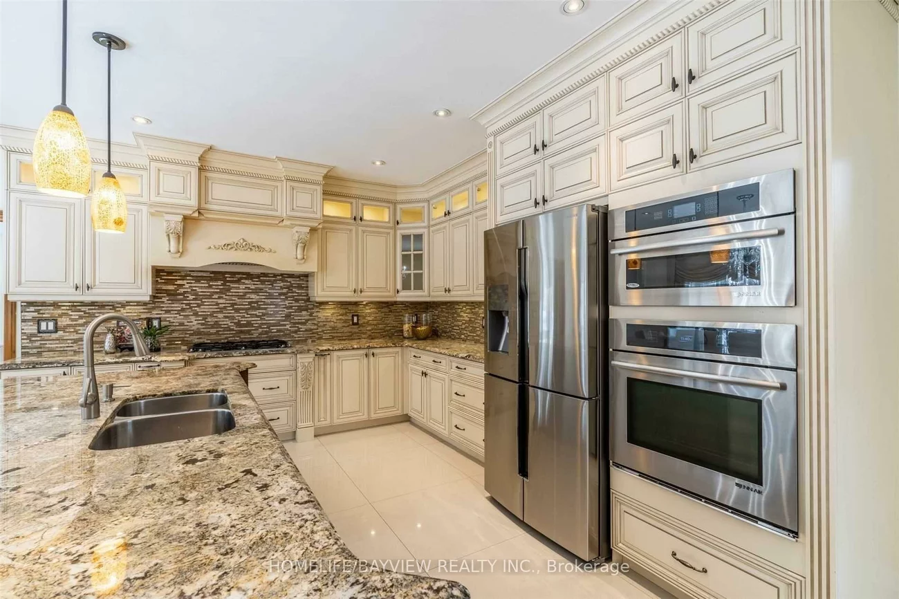 19, Fieldcrest, Islington Woods, Vaughan