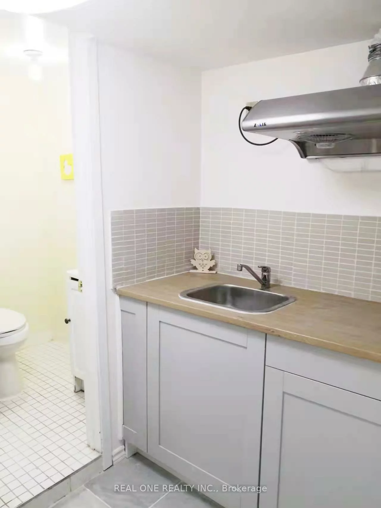 41, Hinda, Lakeview Estates, Vaughan