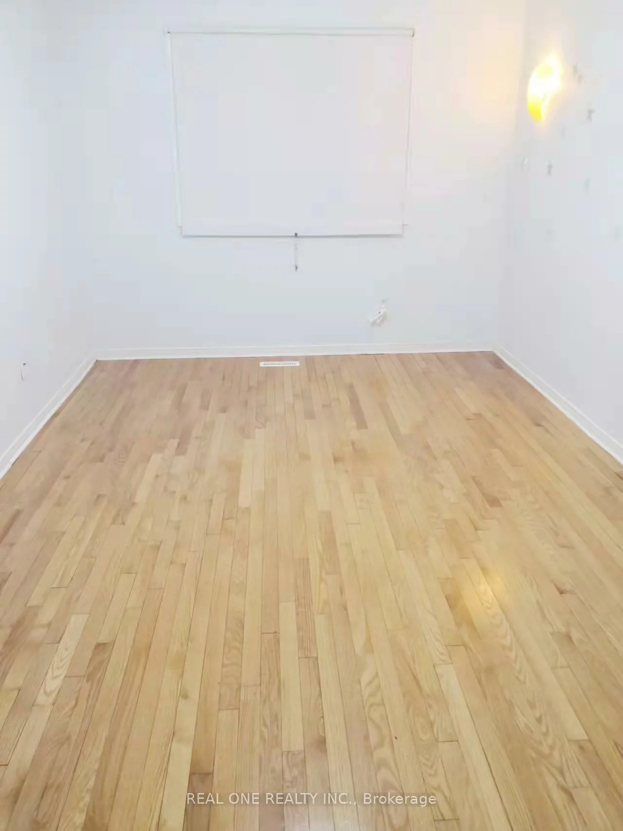 41, Hinda, Lakeview Estates, Vaughan
