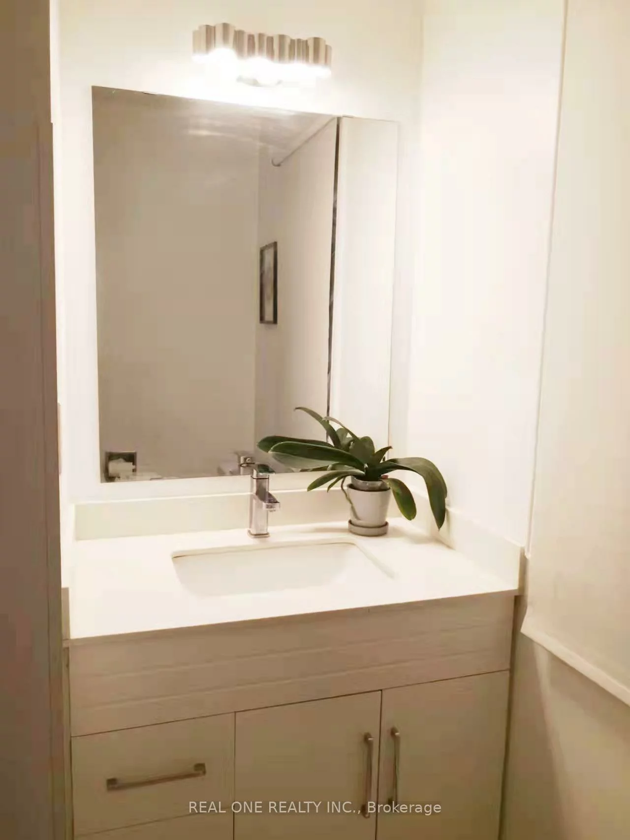 41, Hinda, Lakeview Estates, Vaughan