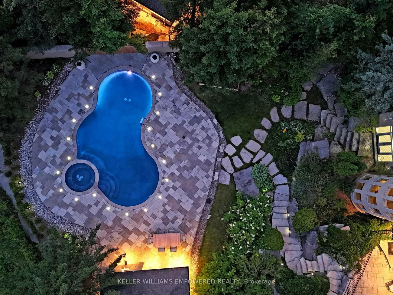 90, Humberview, Islington Woods, Vaughan