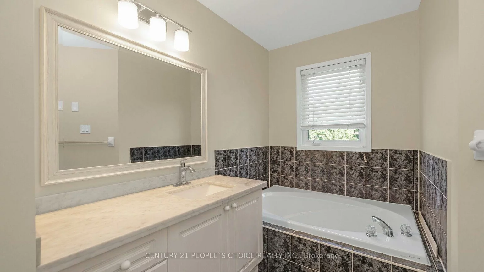 25, Willow Tree, Maple, Vaughan