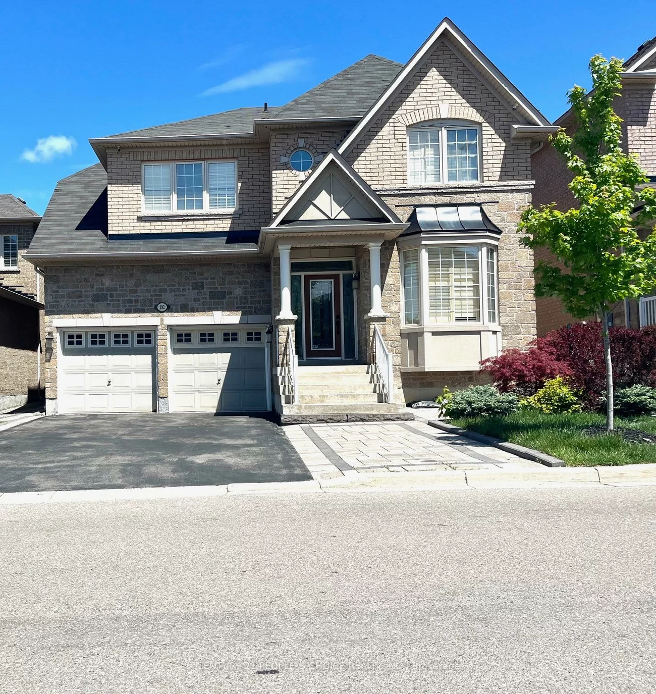 292, St Urbain, Vellore Village, Vaughan
