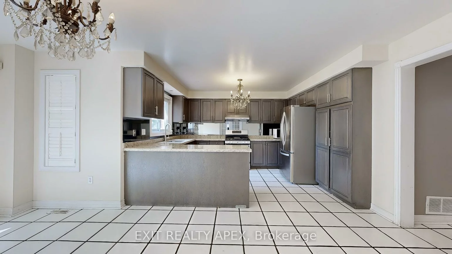 143, Veneto Dr Upper, Vaughan Grove, Vaughan