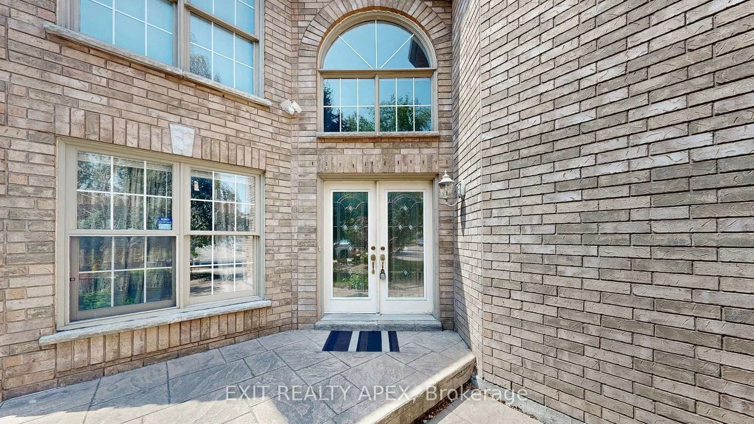 143, Veneto Dr Upper, Vaughan Grove, Vaughan