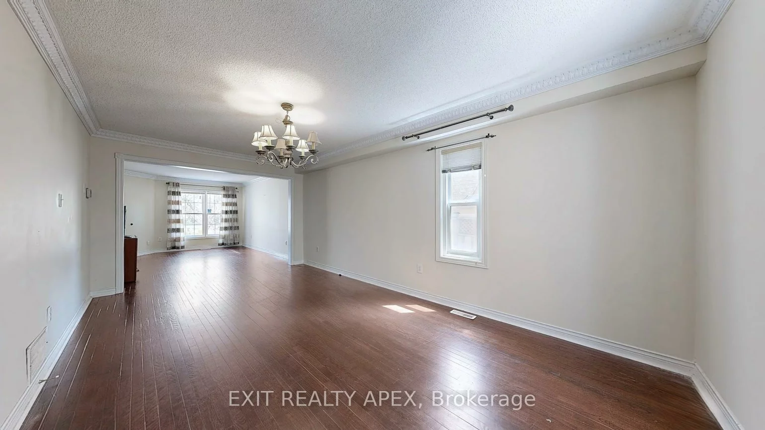 143, Veneto Dr Upper, Vaughan Grove, Vaughan