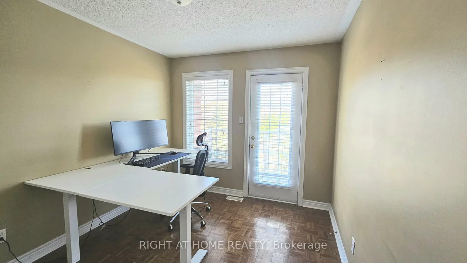 24, Mediterra, Vellore Village, Vaughan