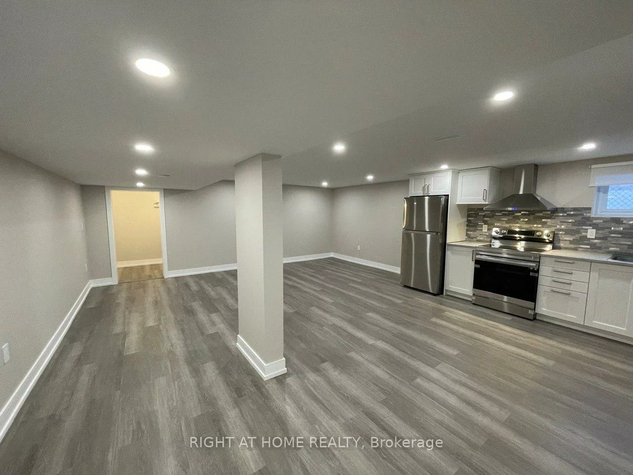 30, Lewis, West Woodbridge, Vaughan