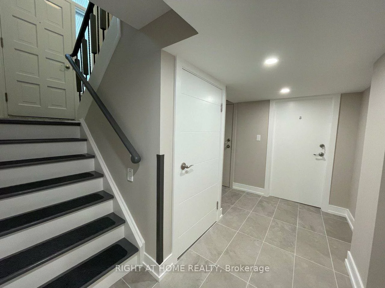 30, Lewis, West Woodbridge, Vaughan
