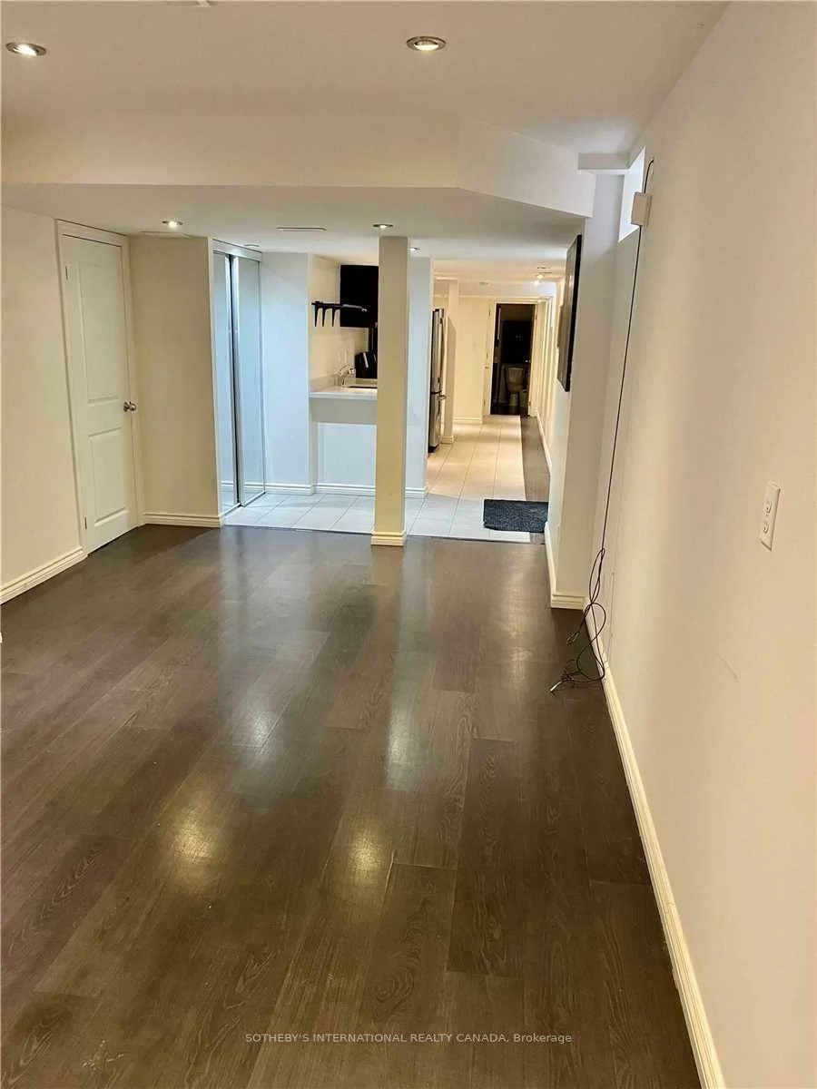 86, Alexie, Vellore Village, Vaughan
