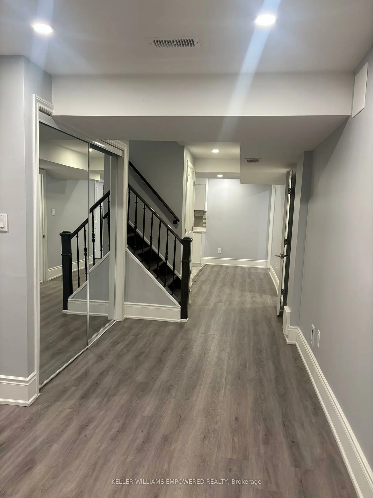 53, Dybal, Vellore Village, Vaughan
