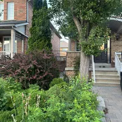 53, Dybal, Vellore Village, Vaughan