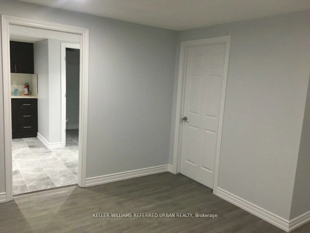 27, Claudia, West Woodbridge, Vaughan