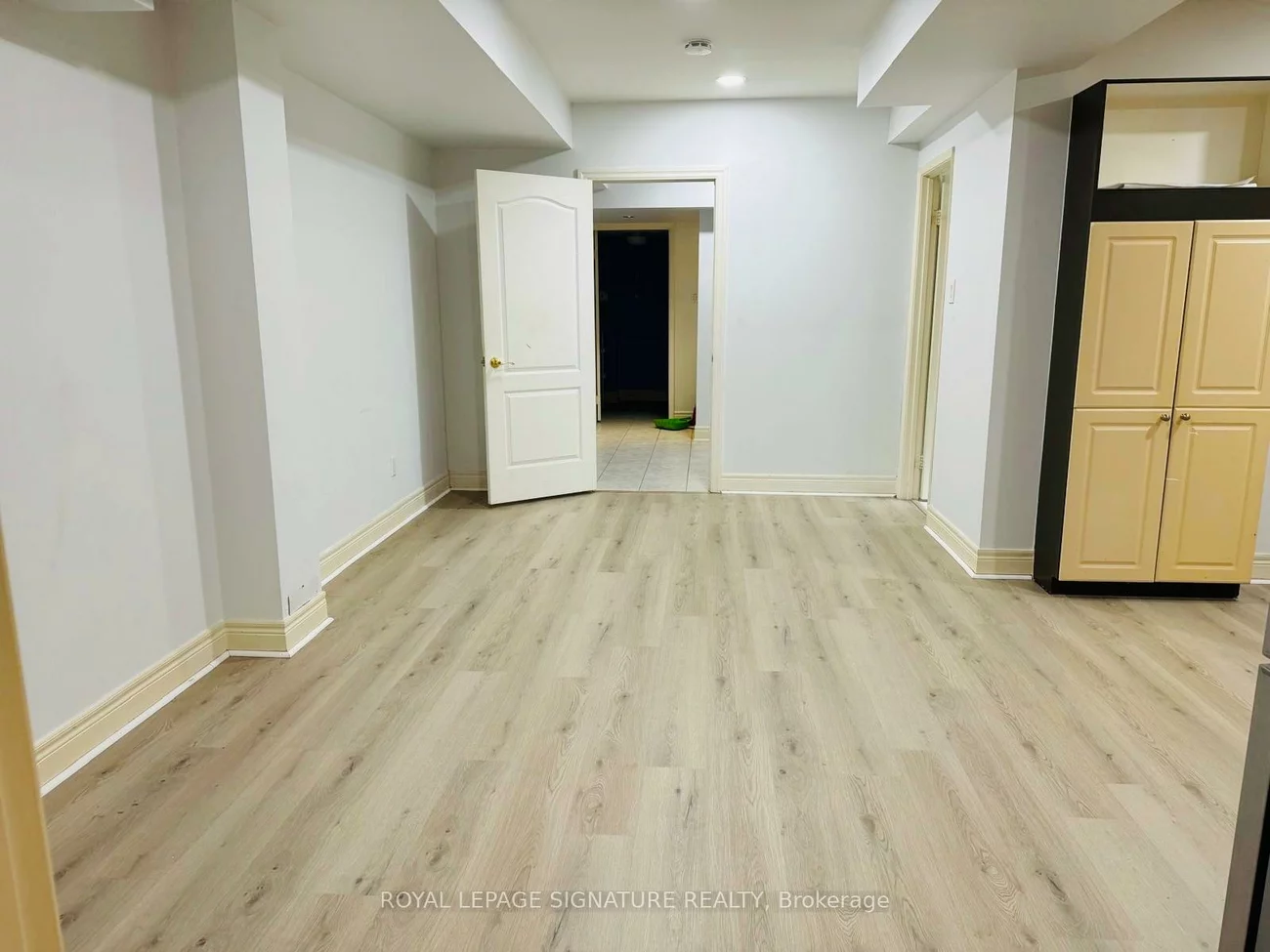 72, Velmar, East Woodbridge, Vaughan