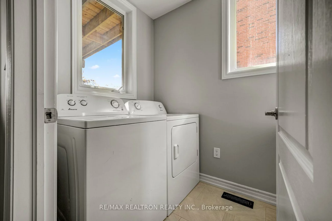 136, Vittorio De Luca, East Woodbridge, Vaughan