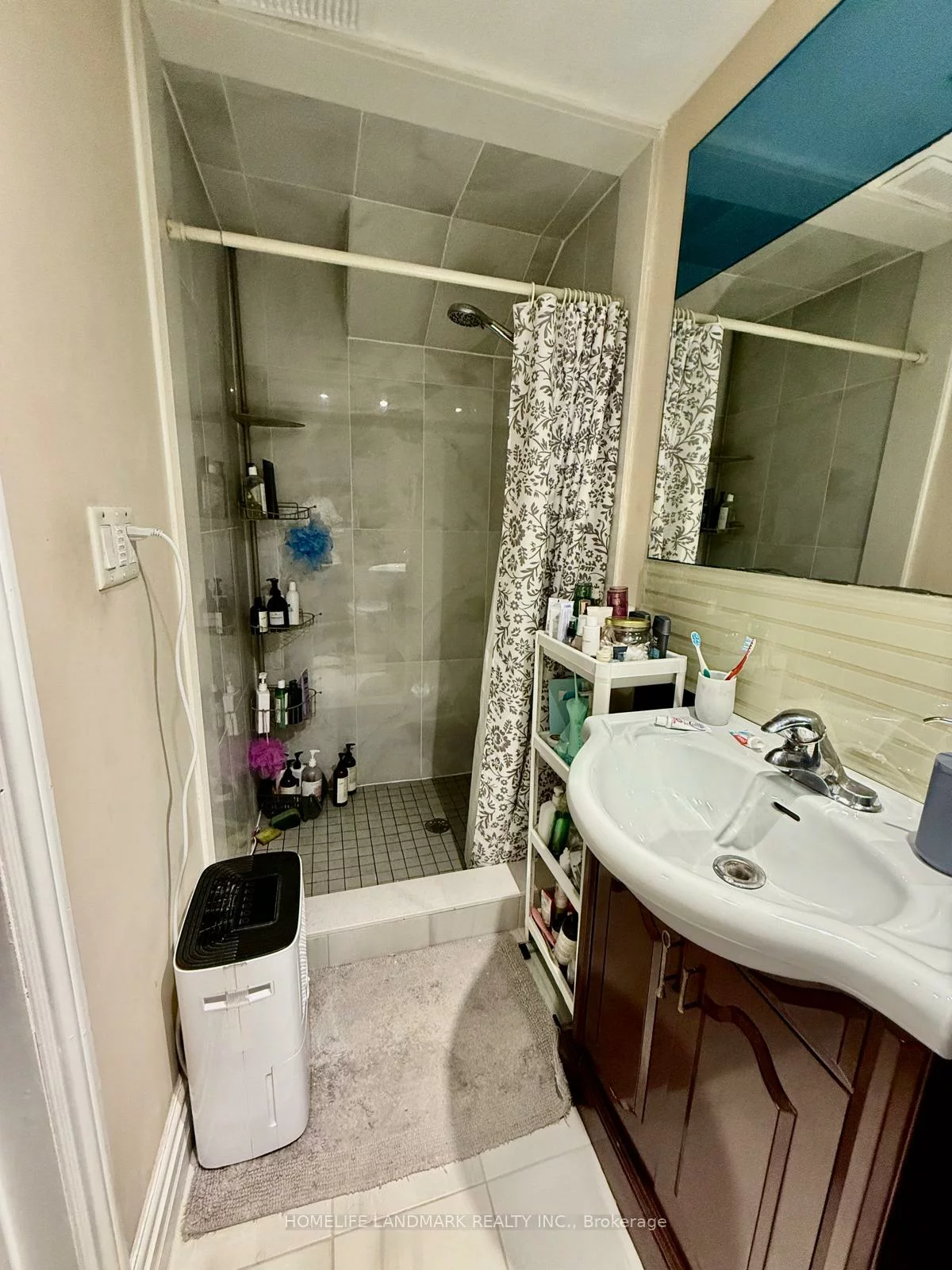 30, Colleen, Crestwood-Springfarm-Yorkhill, Vaughan