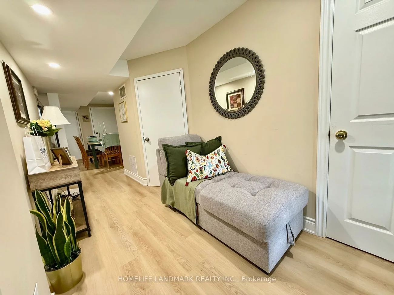30, Colleen, Crestwood-Springfarm-Yorkhill, Vaughan