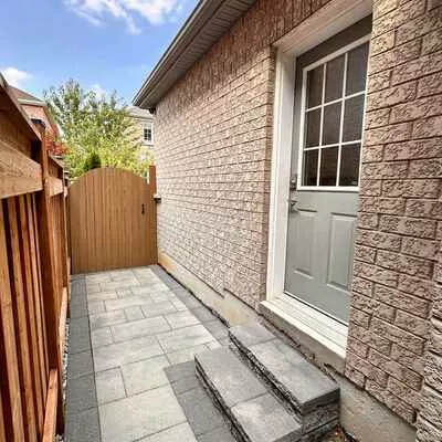 70, Rossi, Vellore Village, Vaughan