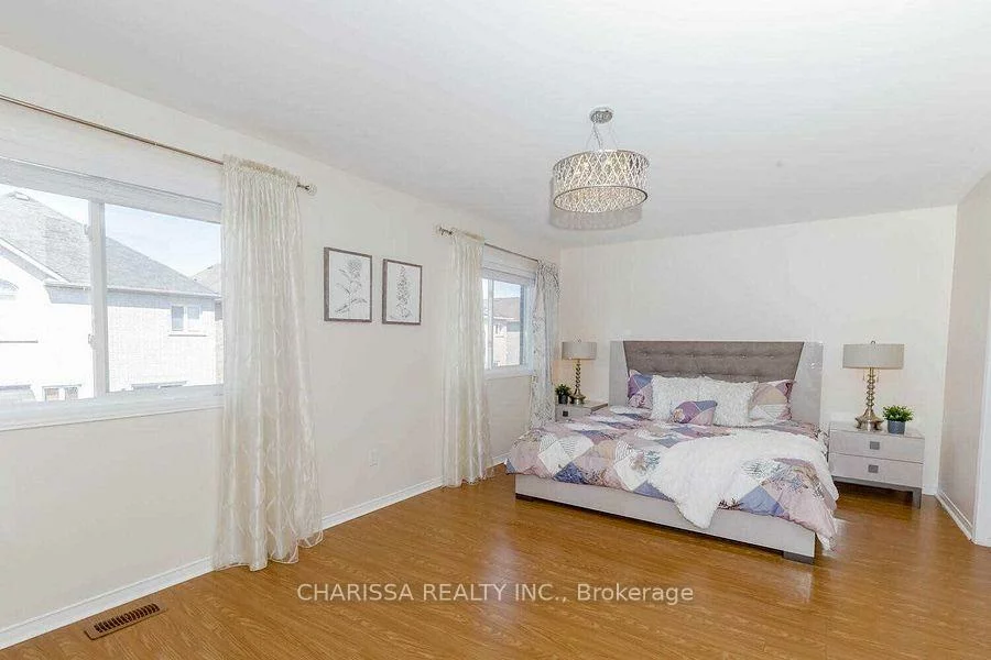 131, Argento, Vellore Village, Vaughan