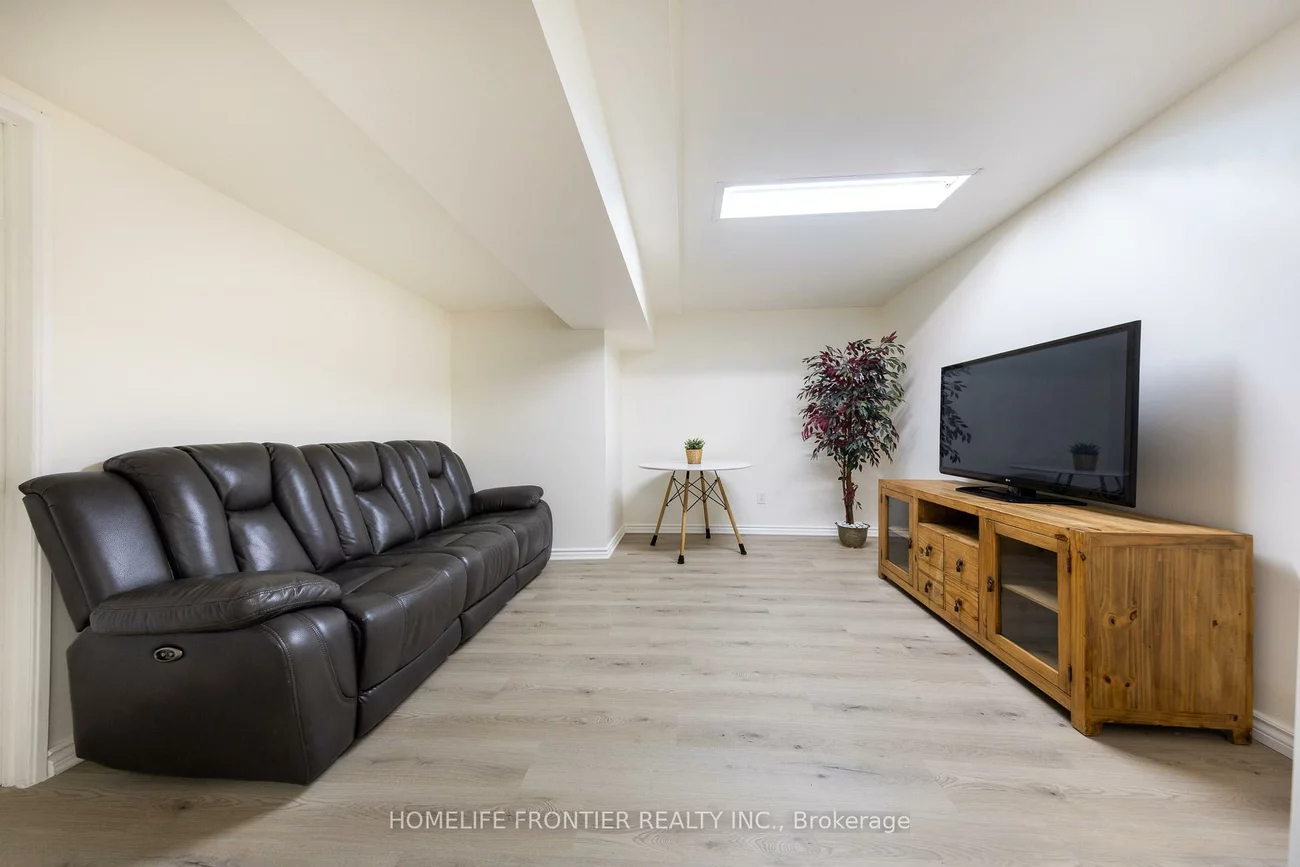 258, Conley, Lakeview Estates, Vaughan