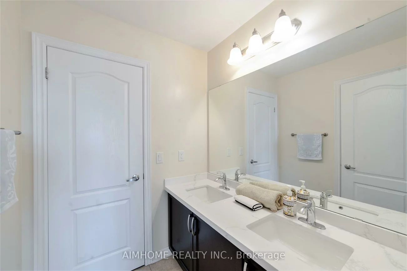 28, Countrywide, Patterson, Vaughan