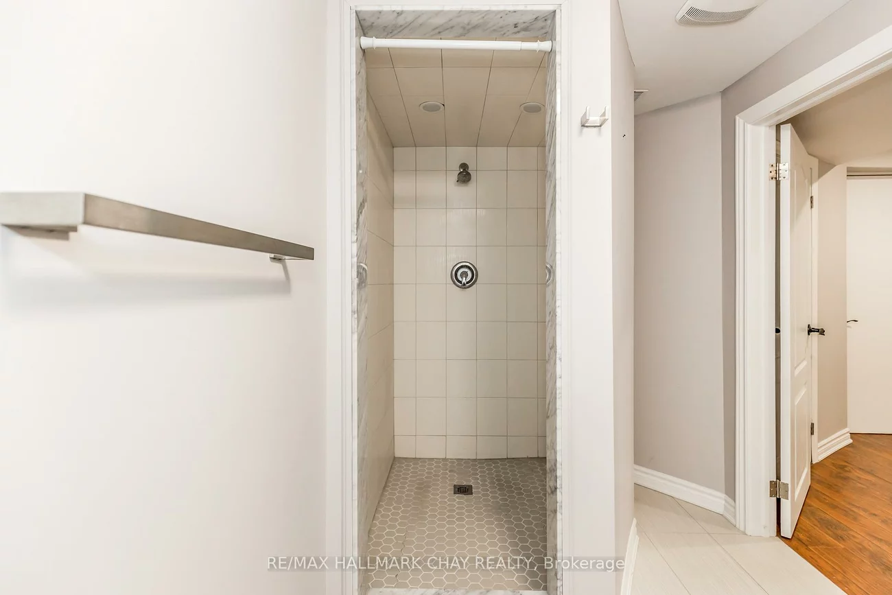 160, Golden Gate, Sonoma Heights, Vaughan