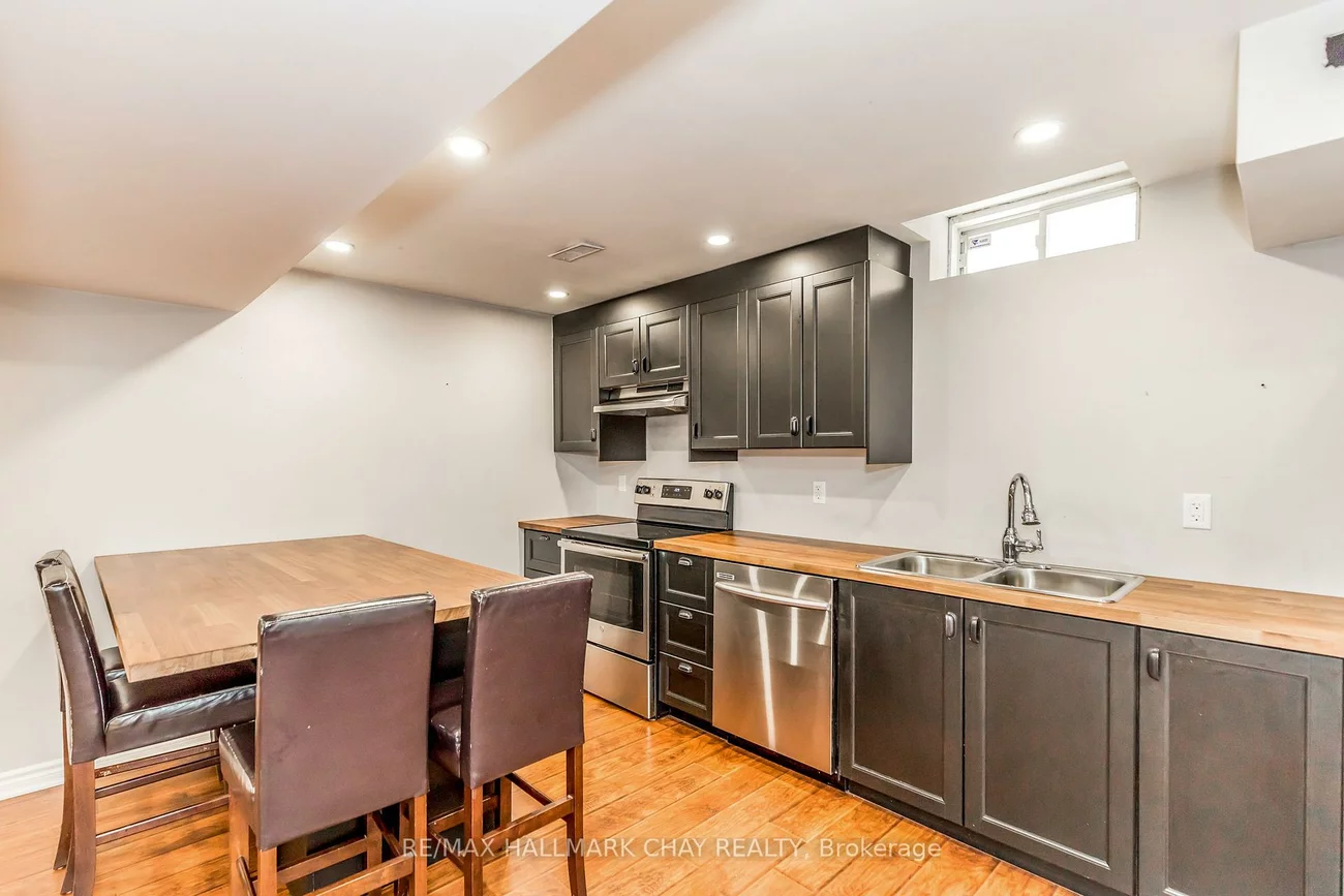 160, Golden Gate, Sonoma Heights, Vaughan