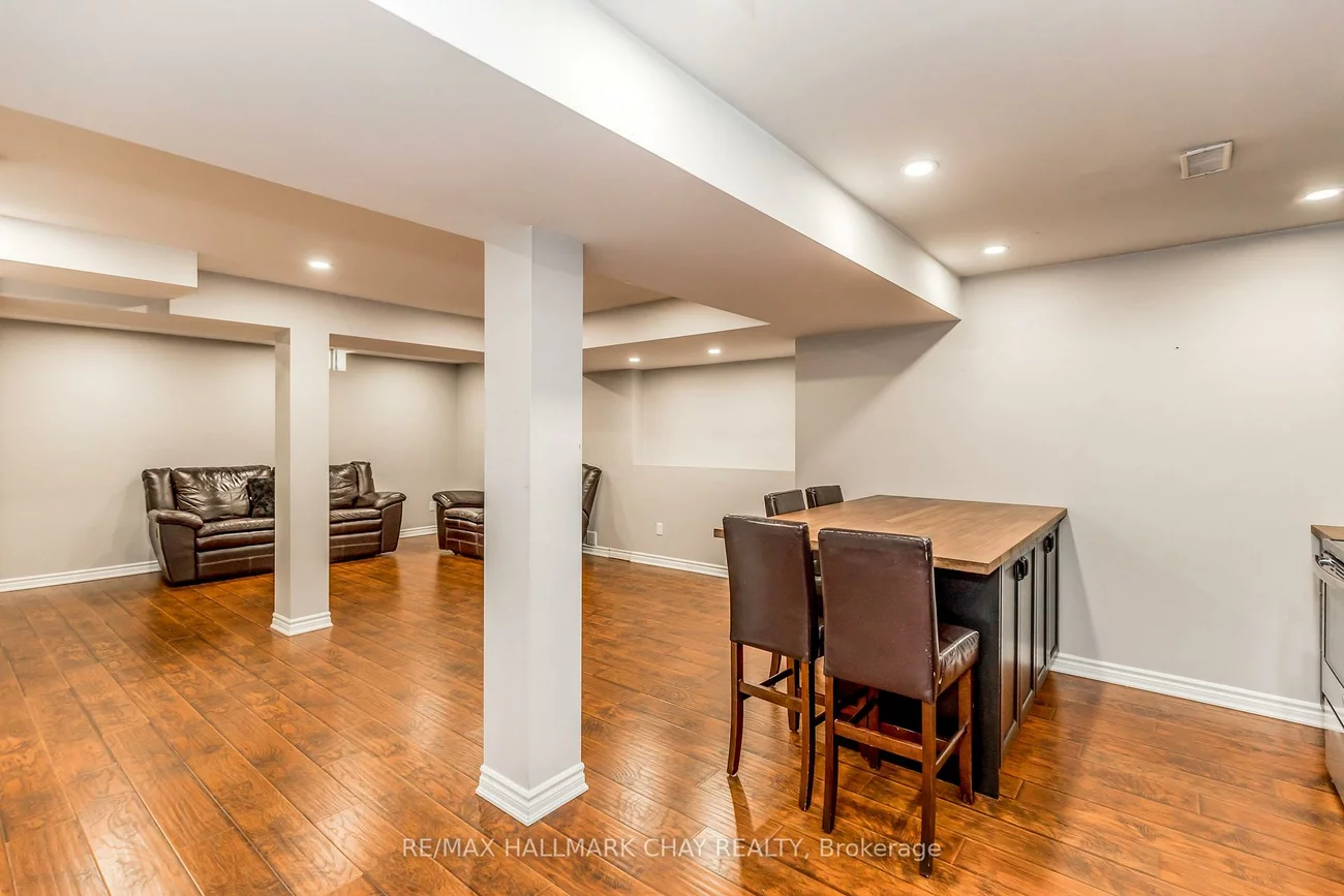 160, Golden Gate, Sonoma Heights, Vaughan