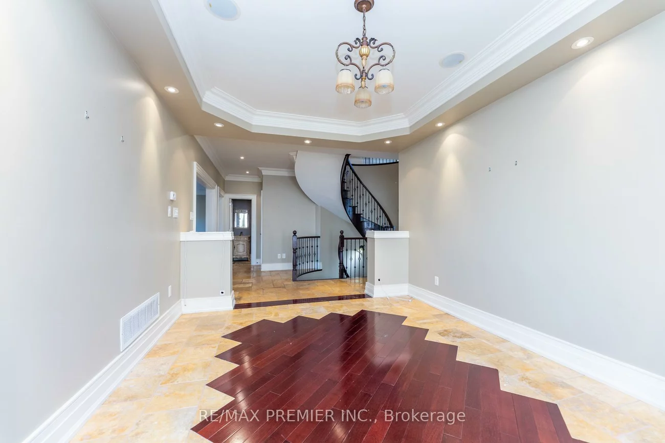 130, Windrose, East Woodbridge, Vaughan