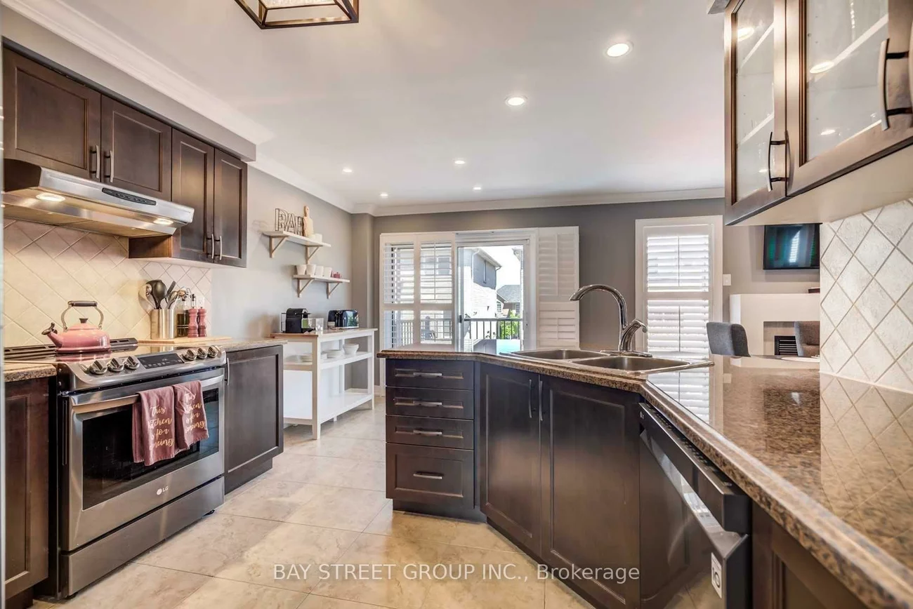 45, Mainland, Vellore Village, Vaughan