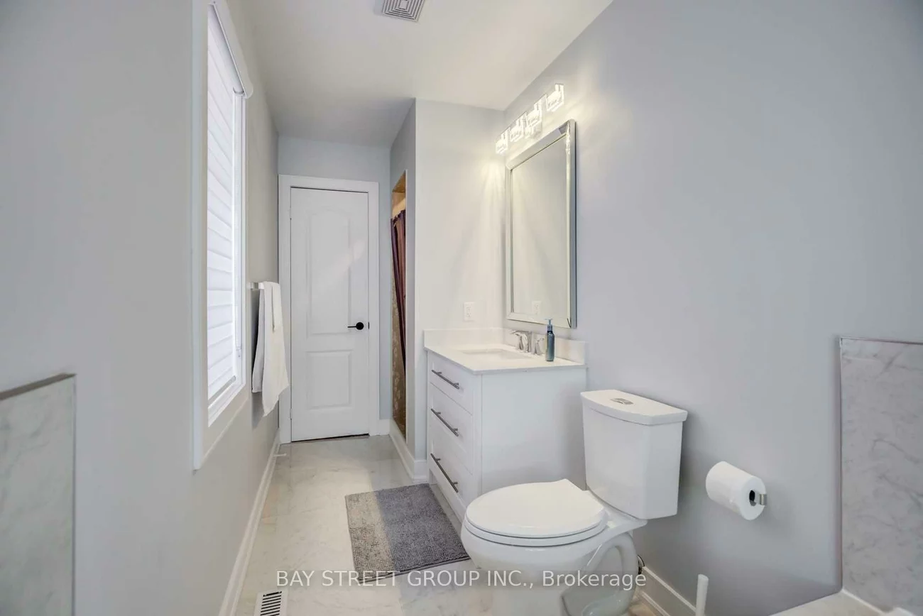 45, Mainland, Vellore Village, Vaughan