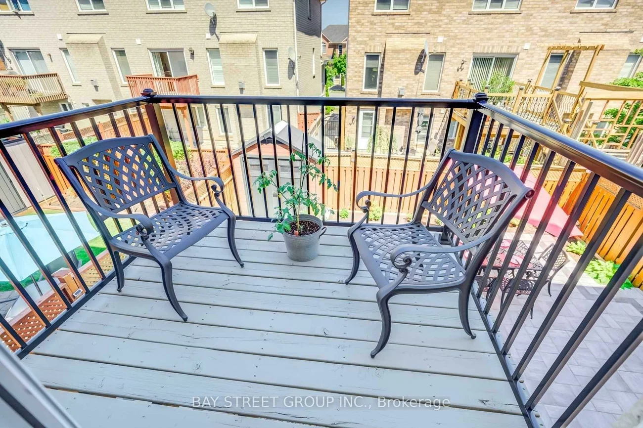 45, Mainland, Vellore Village, Vaughan
