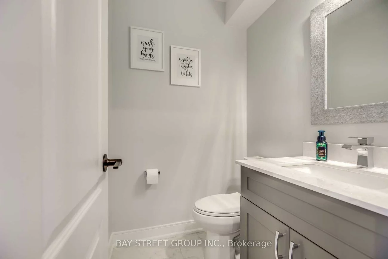 45, Mainland, Vellore Village, Vaughan