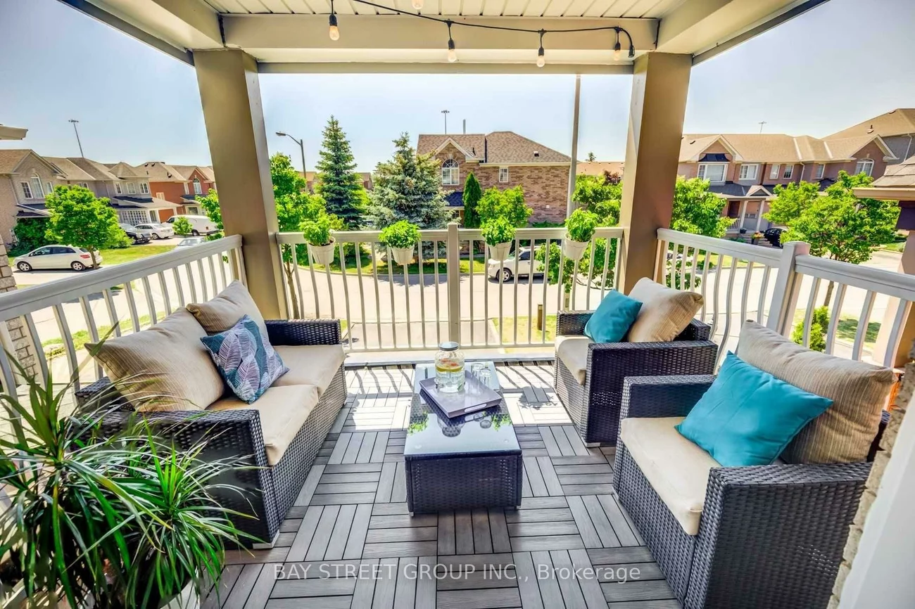 45, Mainland, Vellore Village, Vaughan