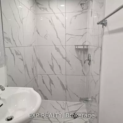 50, Farooq, Vellore Village, Vaughan