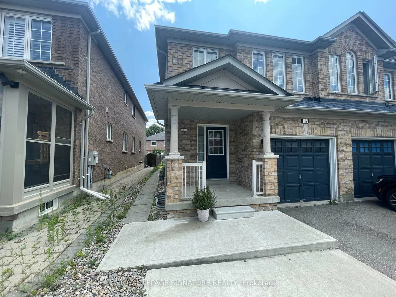 17, Neuchatel, Vellore Village, Vaughan