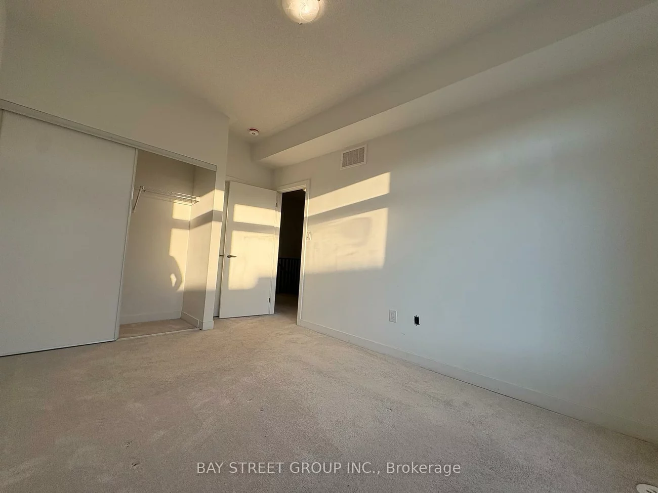 9, Seymour, Vaughan Grove, Vaughan