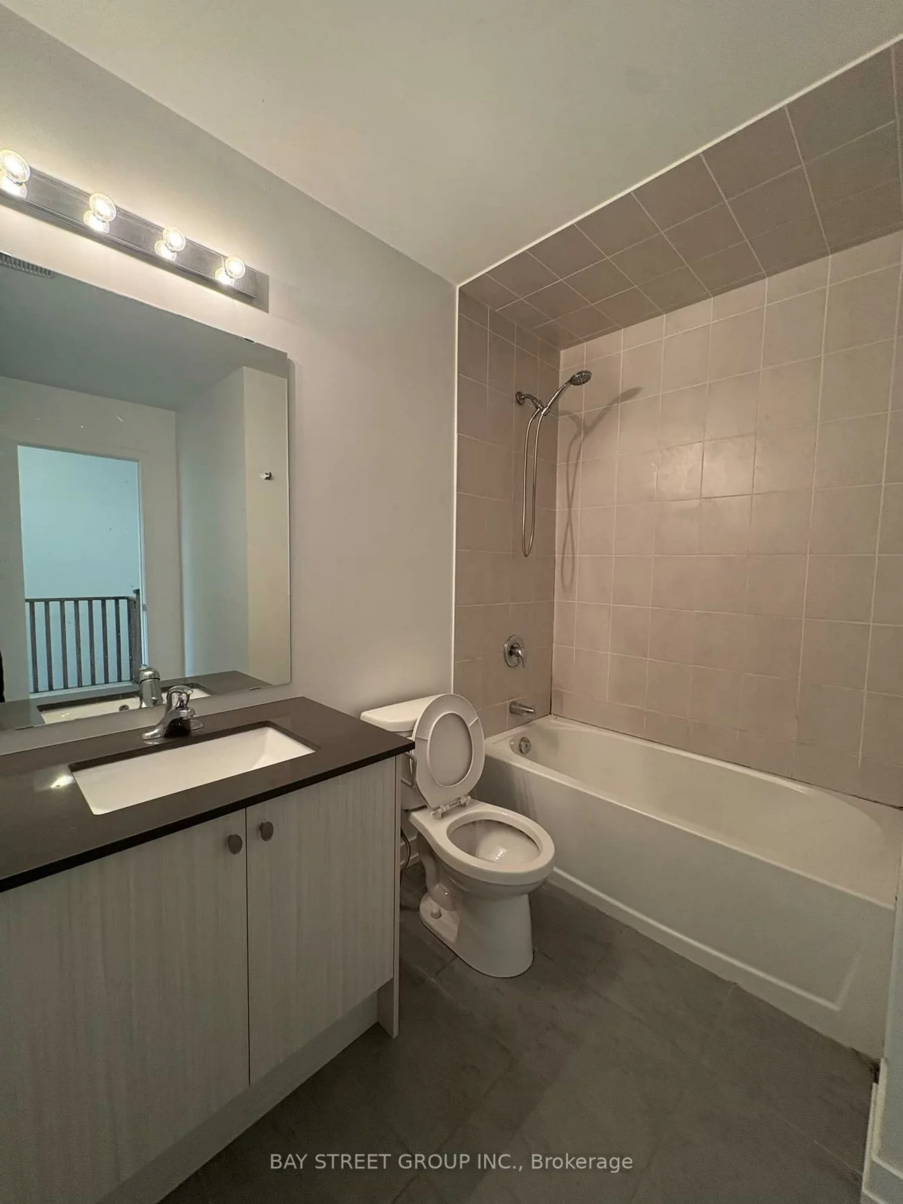 9, Seymour, Vaughan Grove, Vaughan