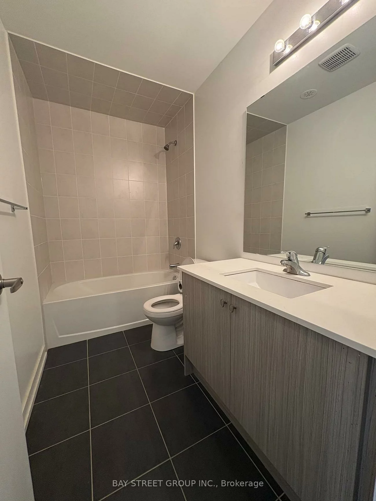 9, Seymour, Vaughan Grove, Vaughan