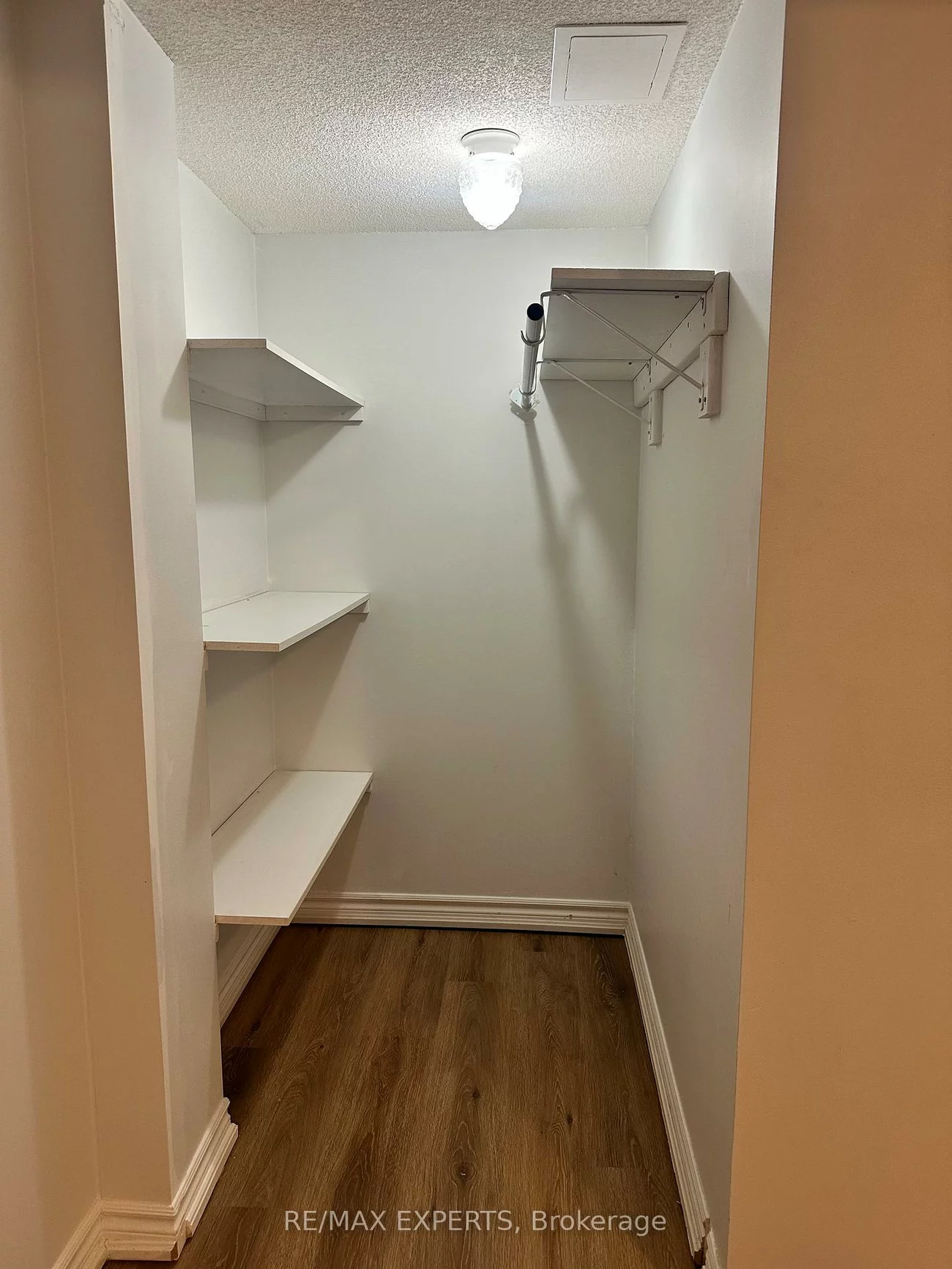 133, Adventure, Vellore Village, Vaughan
