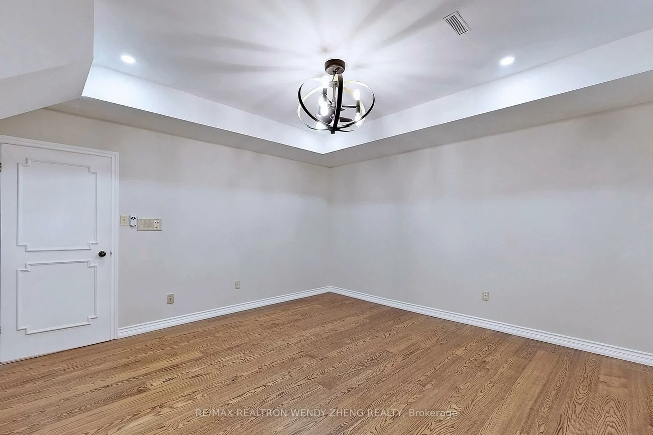 305, Woodland Acres, Maple, Vaughan