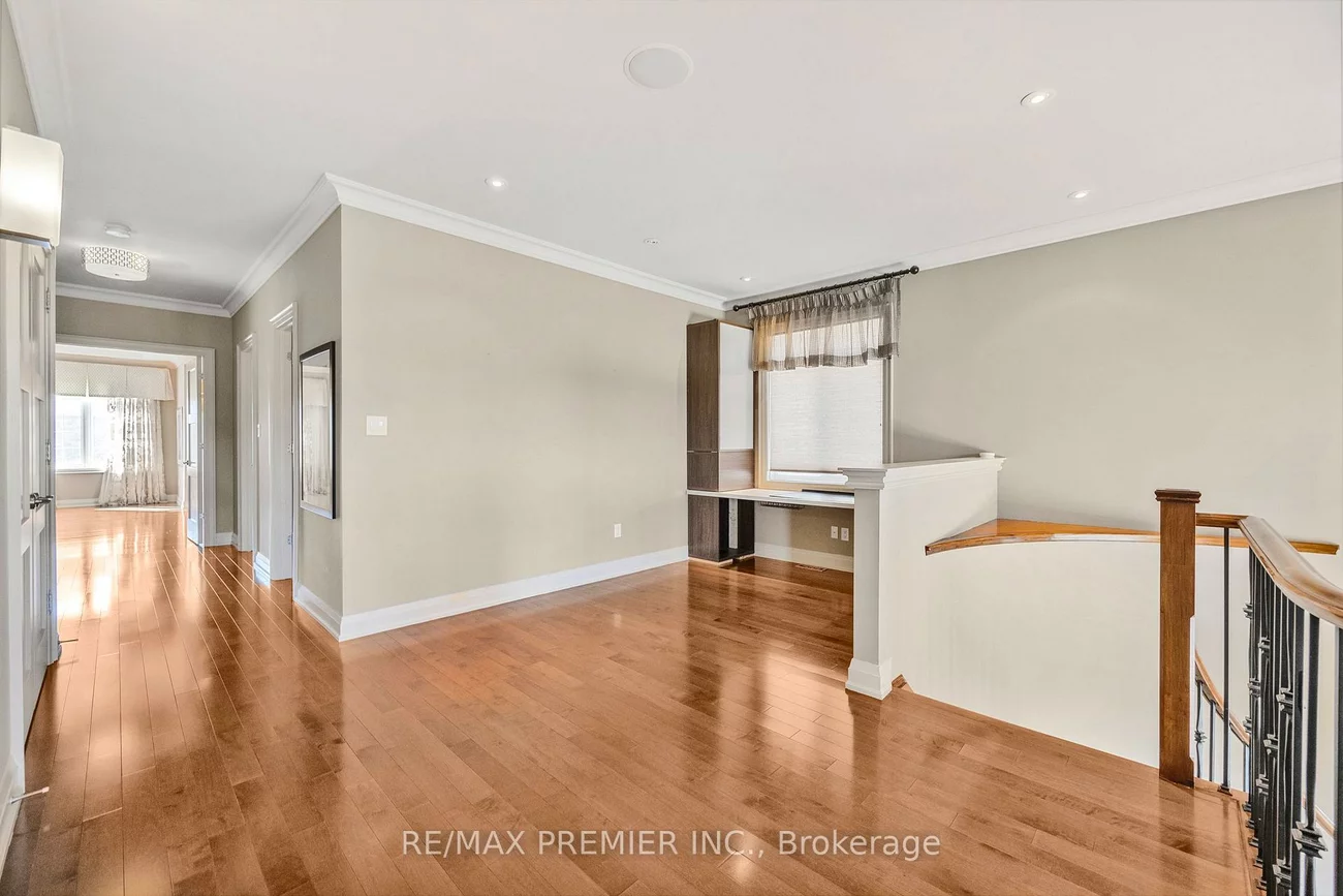 76, Orleans, Vellore Village, Vaughan