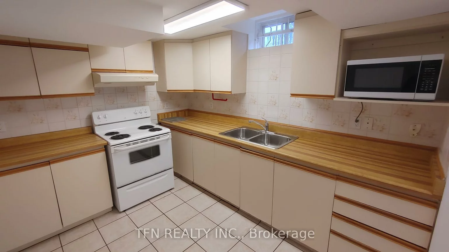 112, Trafalgar, Uplands, Vaughan