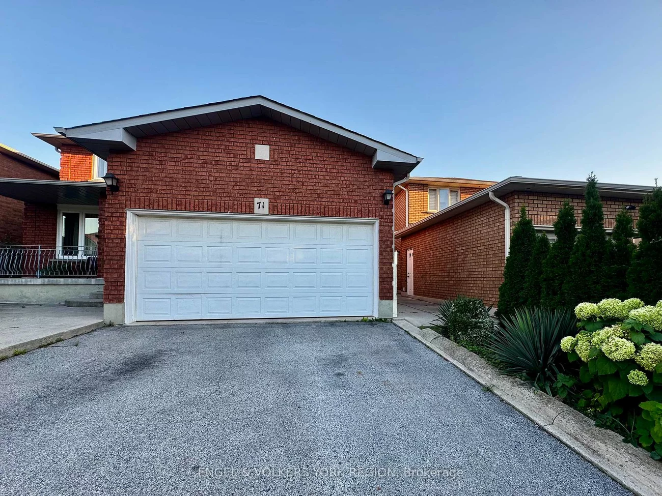 71, Brougham, East Woodbridge, Vaughan