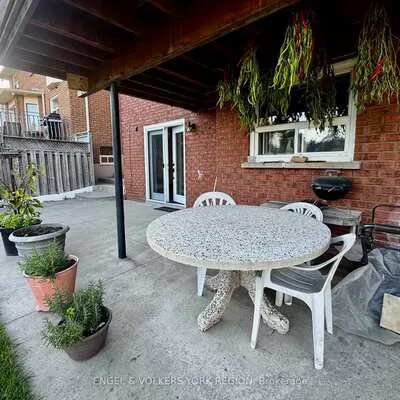 71, Brougham, East Woodbridge, Vaughan